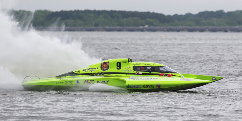 Illustration for article titled Breaking News: Tragedy strikes at Brockville Hydroplane Racing League event